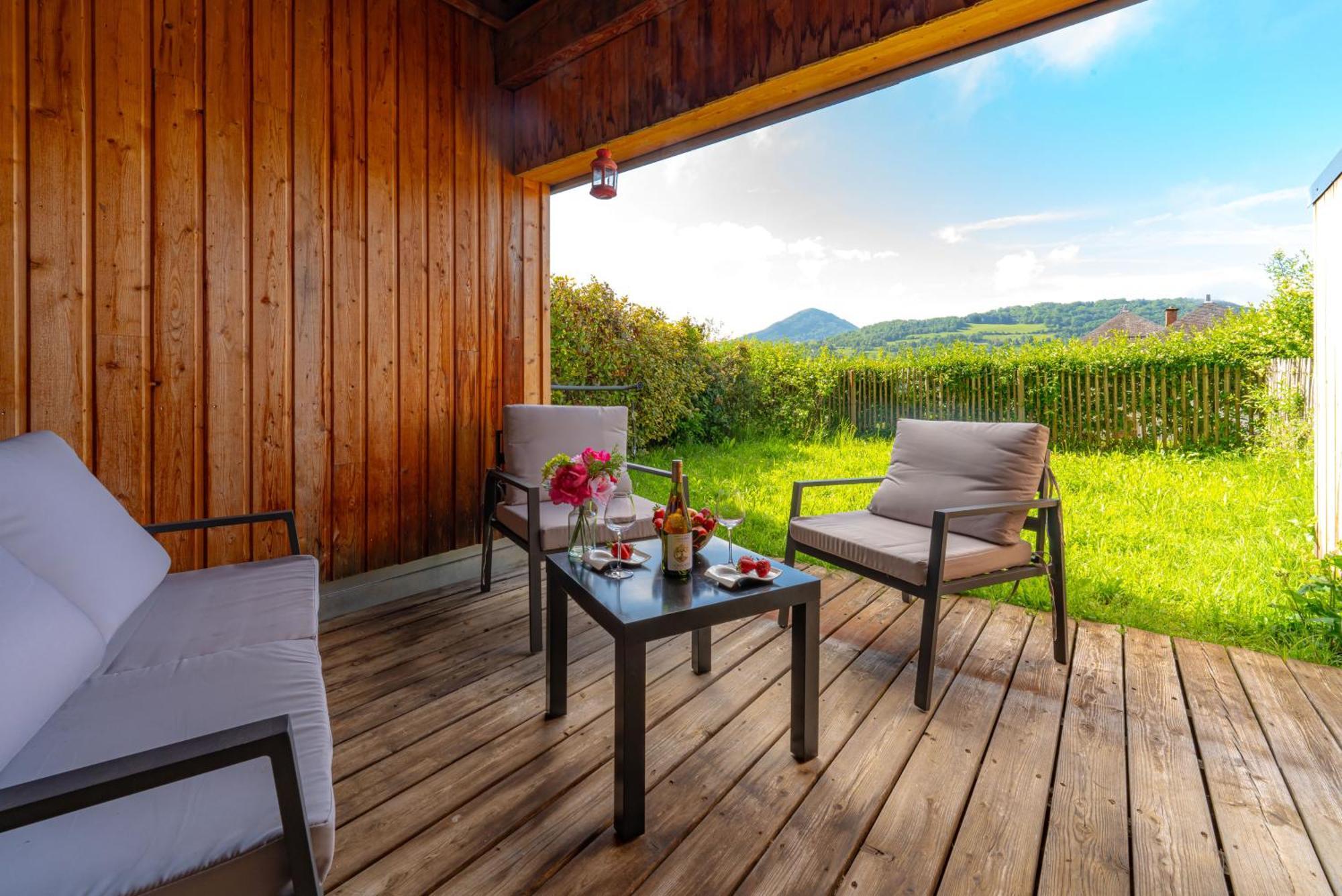 Vue Sur Les Montagnes-Wifi-Terrasse Apartment Saint-Jean-d'Arvey Екстериор снимка