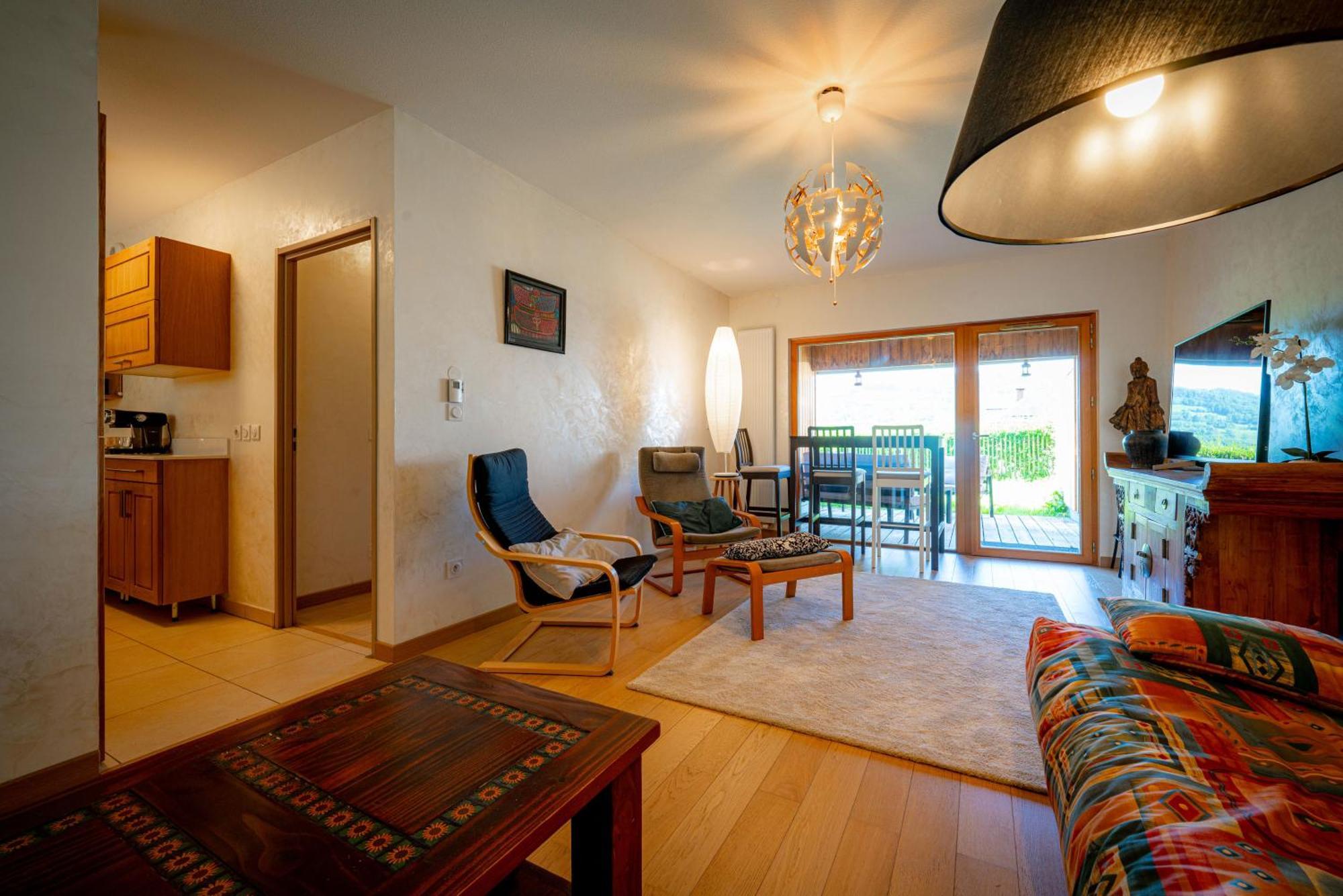 Vue Sur Les Montagnes-Wifi-Terrasse Apartment Saint-Jean-d'Arvey Екстериор снимка