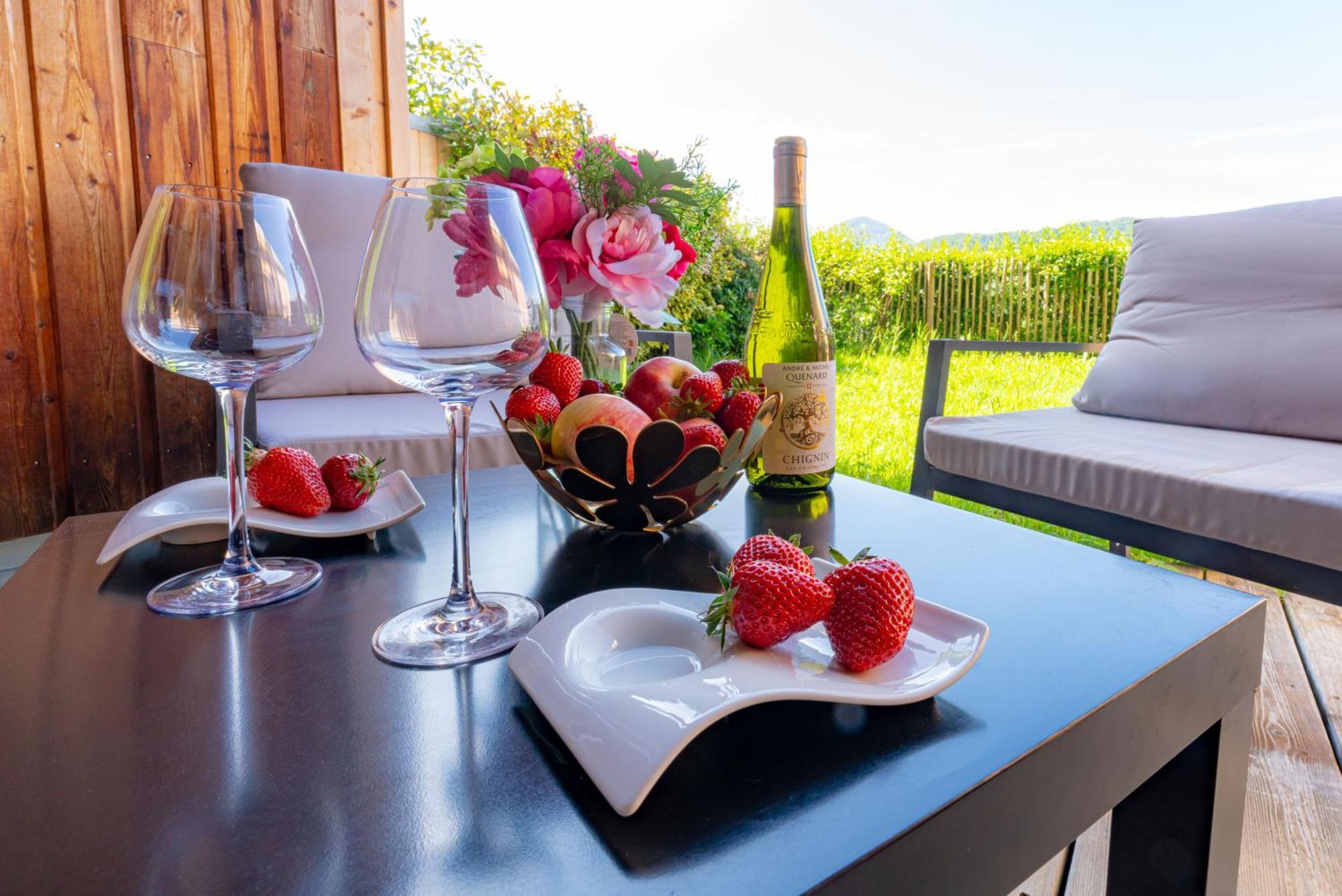 Vue Sur Les Montagnes-Wifi-Terrasse Apartment Saint-Jean-d'Arvey Екстериор снимка